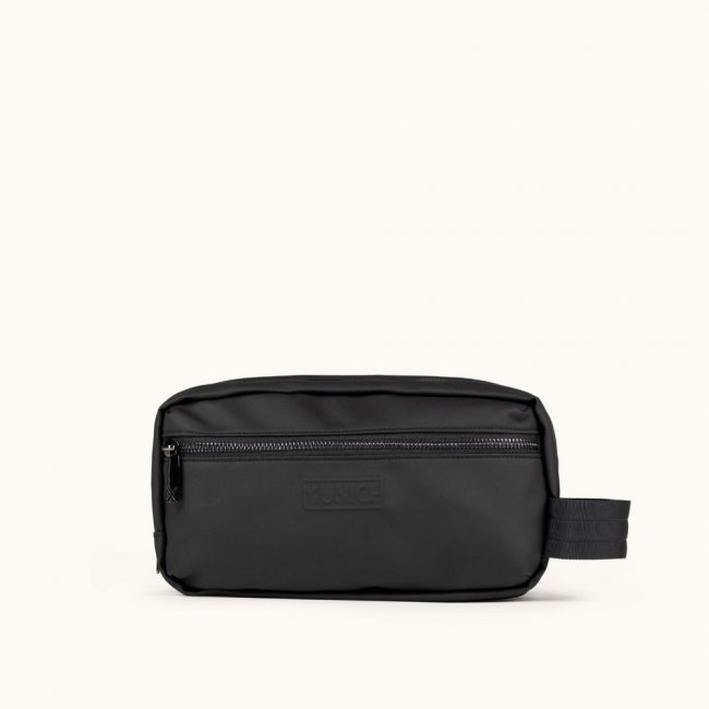 PEAK RECYCLED FW25 TOILETRY C/BLACK - NEGRO