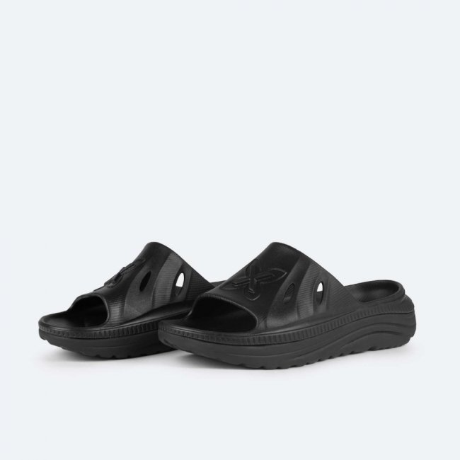 MUNICH SAURA 01 - https:\/\/www.munichsports.com\/cdnassets\/etiquetas\/black.jpg