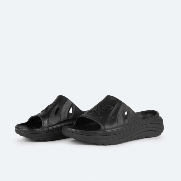 MUNICH SAURA 01 - https:\/\/www.munichsports.com\/cdnassets\/etiquetas\/black.jpg