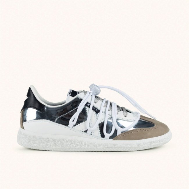 MUNICH BARRU STUDIO 04 -