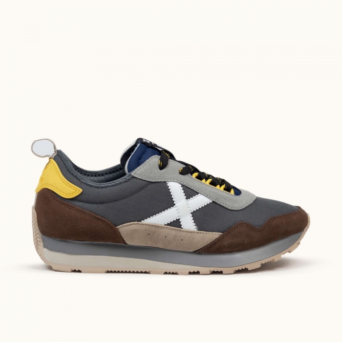 MUNICH UM 87 - MARRÓN