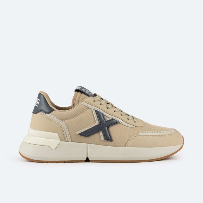 MUNICH VERSUS 100 - CAMEL