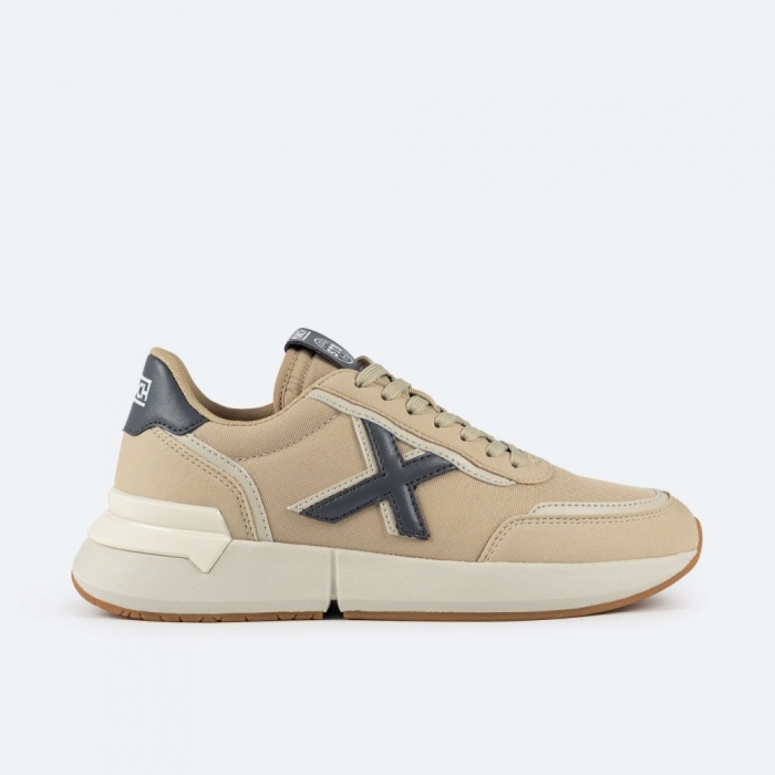 MUNICH VERSUS 100 - CAMEL