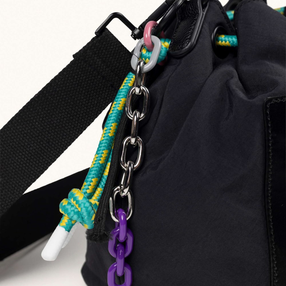 DEEP RECYCLED FW25 BUCKET C/BLACK - NEGRO