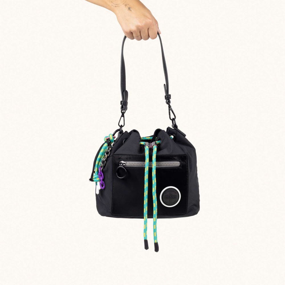 DEEP RECYCLED FW25 BUCKET C/BLACK - NEGRO