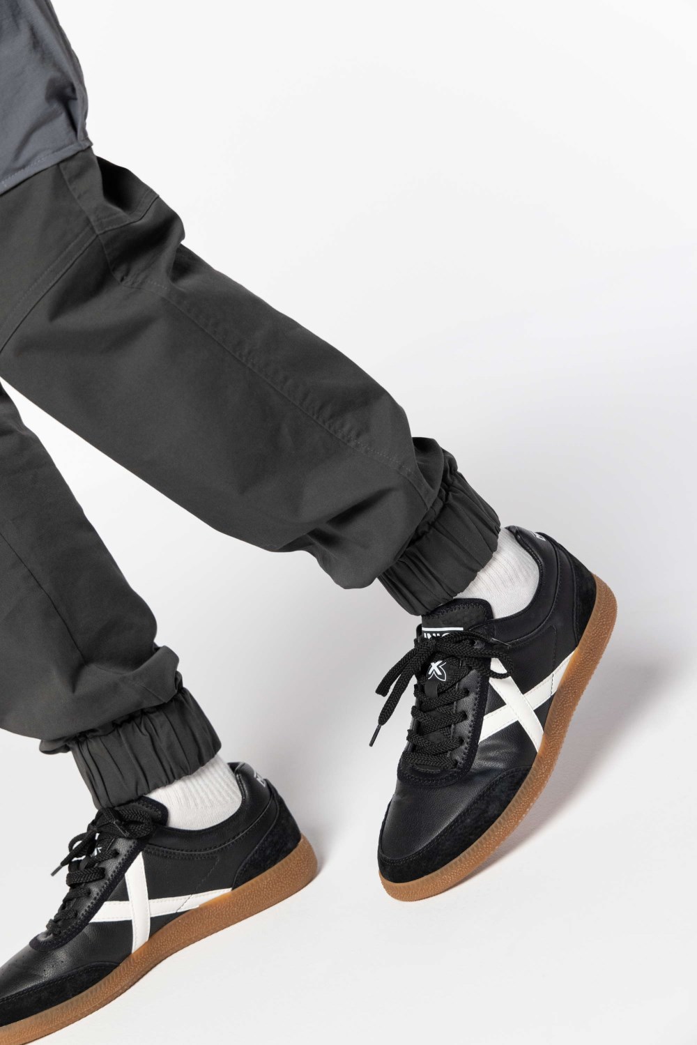 MUNICH RUMBA 01 - NEGRO