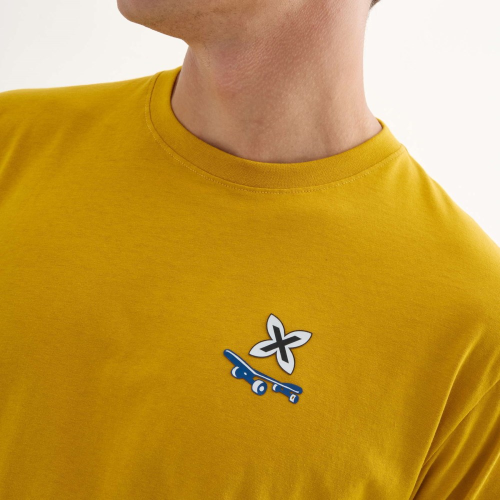 Camiseta MUNICH Anyone streetwear hombre de algodón orgánico mostaza - AMARILLO