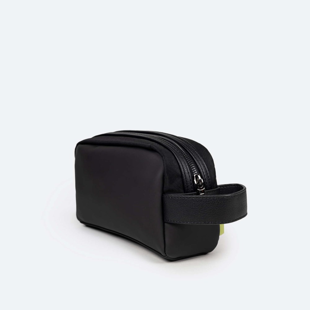 JUNGLE TOILETRY BLACK - NEGRO