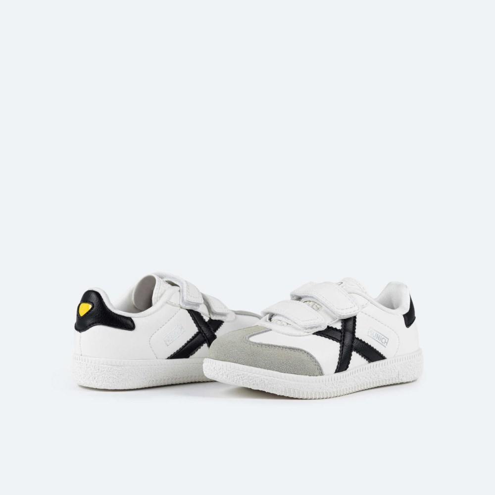 MUNICH MINI ASTRO VCO 01 - https:\/\/www.munichsports.com\/cdnassets\/etiquetas\/white.jpg