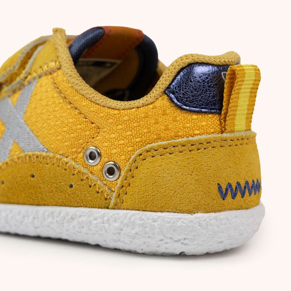 MUNICH BABY KODA 15 - AMARILLO