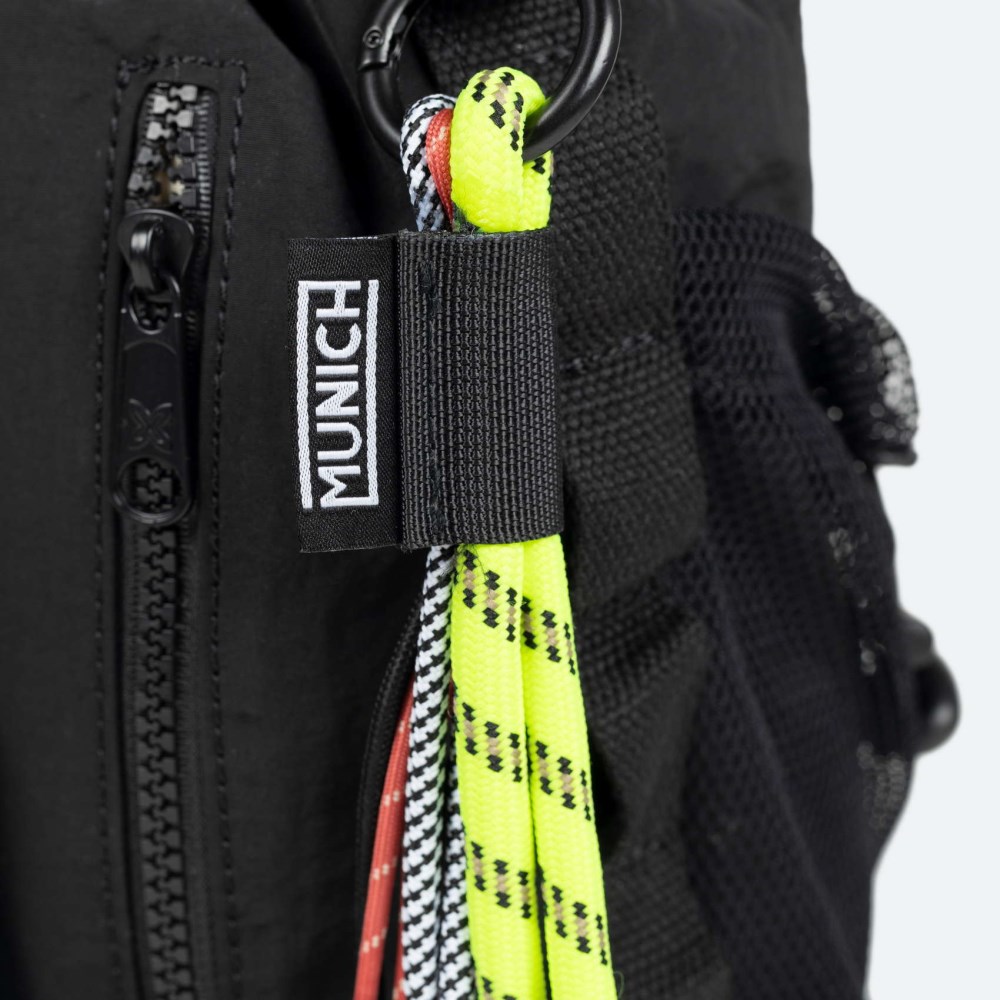 DEEP RECYCLED DRAWSTRING BACKPACK C/BLACK - NEGRO