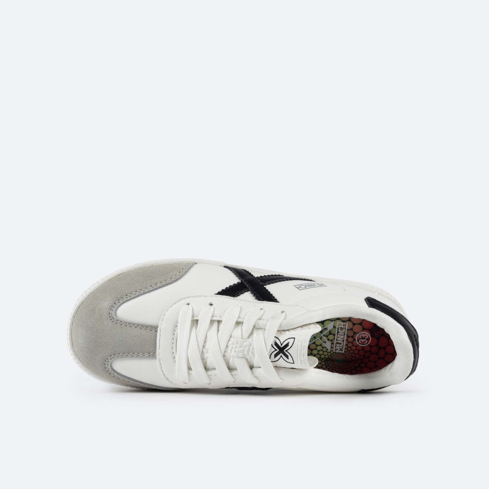 MUNICH MINI ASTRO 01 - https:\/\/www.munichsports.com\/cdnassets\/etiquetas\/white.jpg